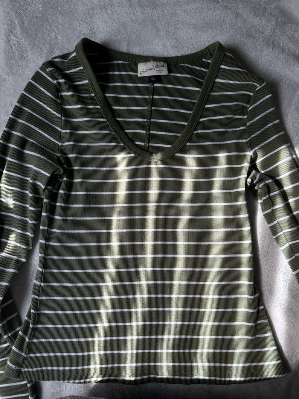 Universal Thread Olive & White Striped Scoop Neck Long Sleeve Top